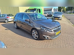 Peugeot 308 SW - 1.2 PureTech 130pk S&S Premiere schade export