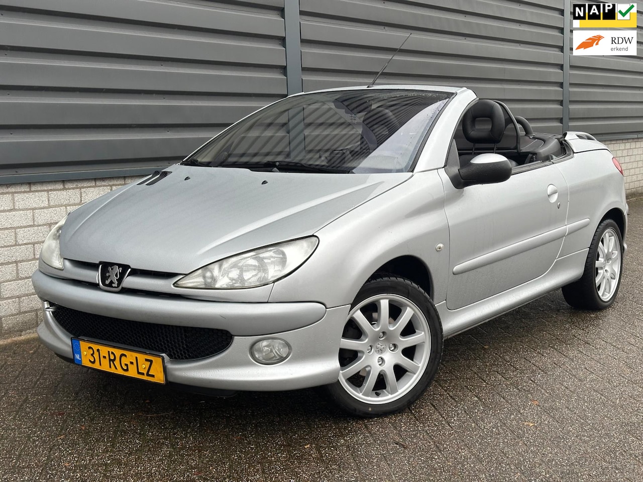 Peugeot 206 CC - 2.0-16V Cabrio Leer NAP!! NETTE STAAT!! - AutoWereld.nl