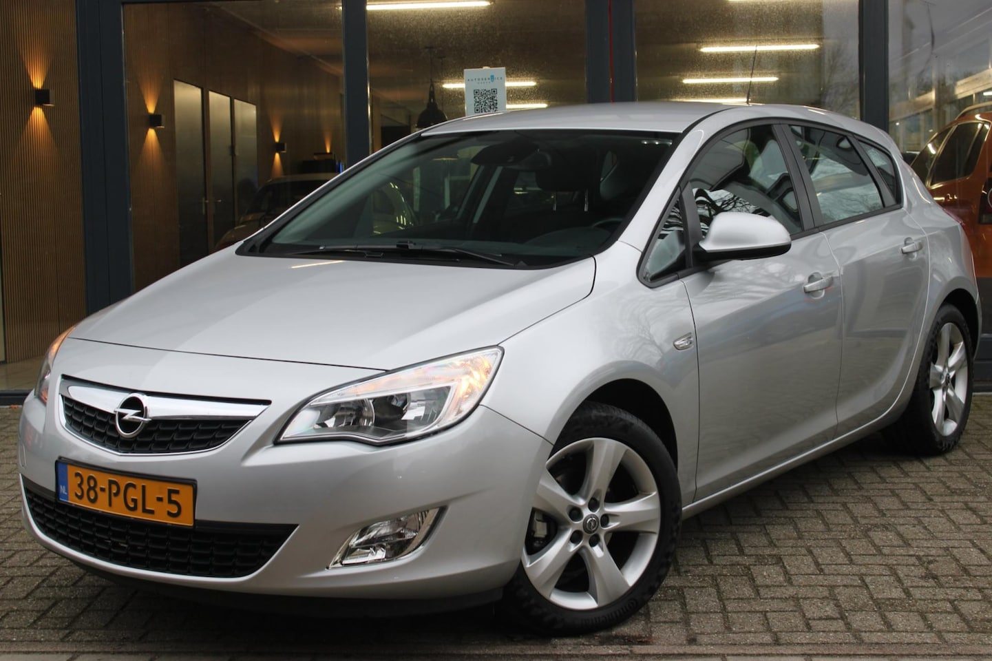 Opel Astra - 1.4 Turbo Edition | Cruise Control | Trekhaak 1300kg | Telefoonvoorbereiding | Airco | 17" - AutoWereld.nl