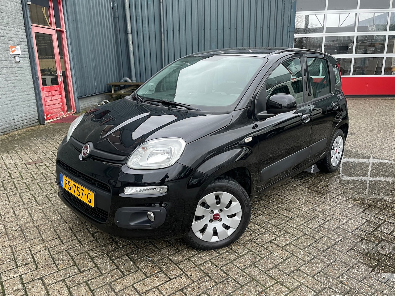 Fiat Panda - 0.9 TwinAir Lounge Automaat/NAP/Airco/Apk - AutoWereld.nl