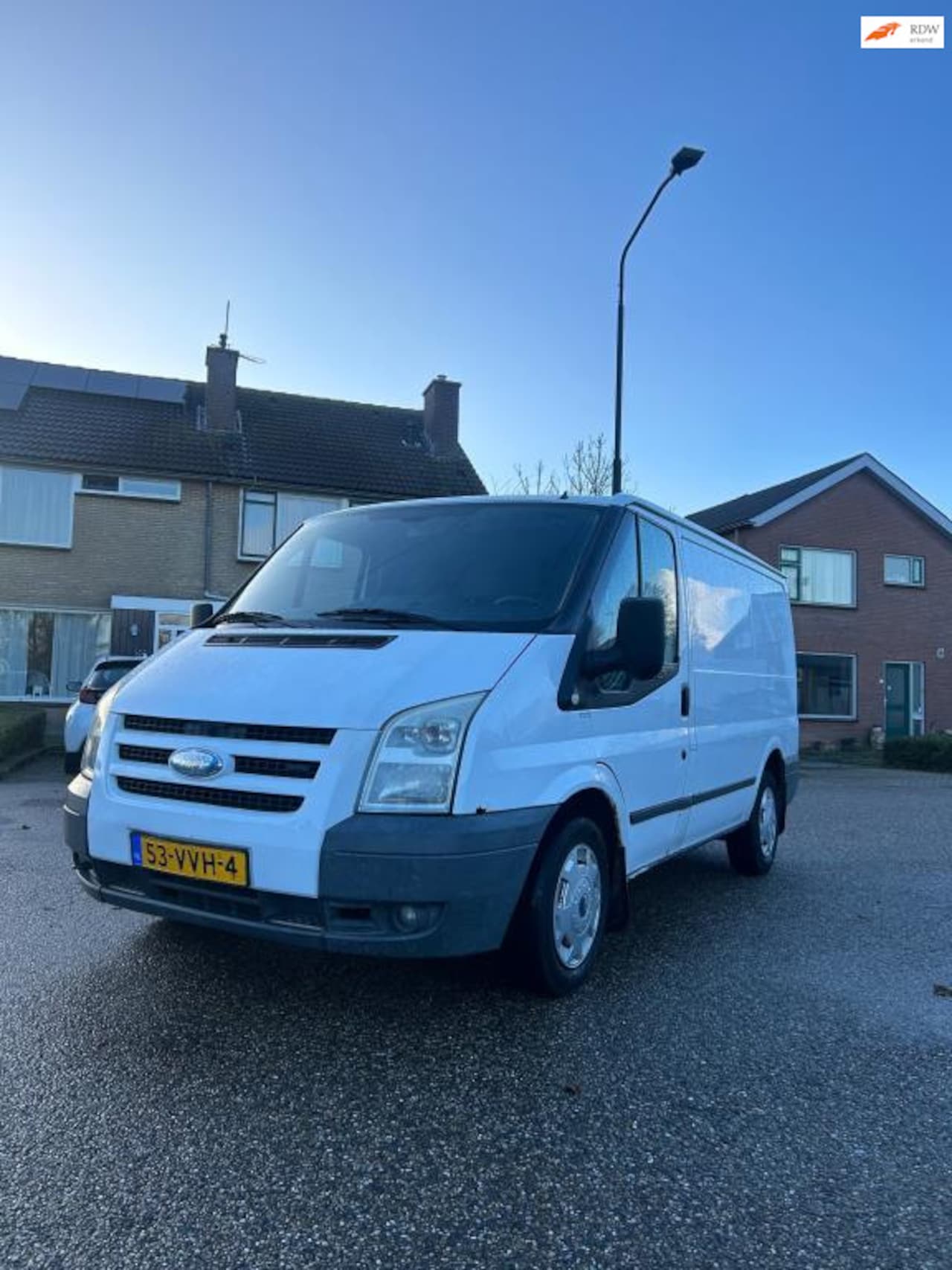 Ford Transit - 260S 2.2 TDCI SHD 260S 2.2 TDCI SHD - AutoWereld.nl