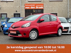 Toyota Aygo - 1.0 VVT-i Comfort 5Drs Airco Led/Dag Rij Verlichting Elec Pakket