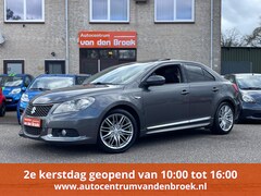 Suzuki Kizashi - 2.4 Sport Automaat Xenon Panorama Leder Keyless Go Memory Stoelen Climate Cruise Ctr Lmv A