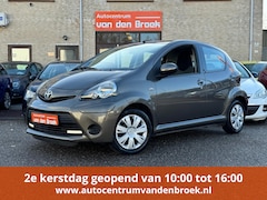 Toyota Aygo - 1.0 VVT-i Aspiration 5Drs Navi Airco Led/Dag Rij Verlichting Nw Elec Pakket Nw Apk