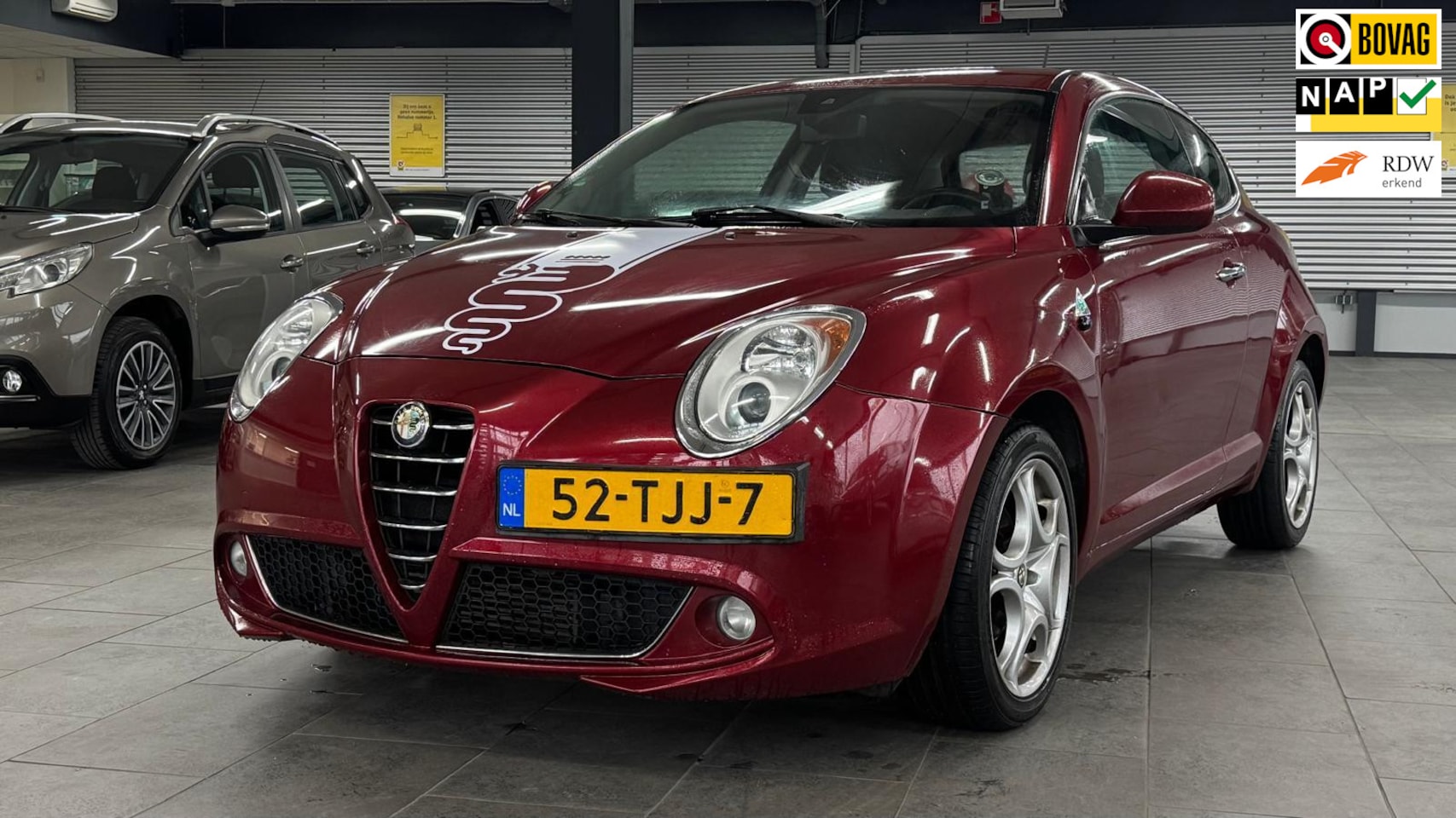 Alfa Romeo MiTo - 1.3 JTDm ECO Distinctive leer navigatie clima cruise controle lm-velgen elektrische pakket - AutoWereld.nl