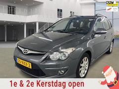 Hyundai i30 CW - 1.4i i-Motion/AIRCO/PSENSOR/CRUISE/BOEKJES/2XSLEUTELS