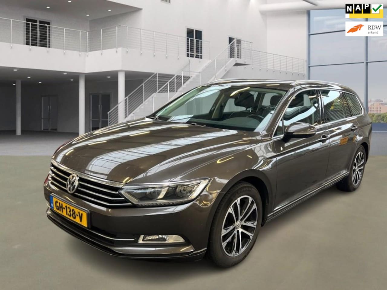 Volkswagen Passat Variant - 1.6 TDI Business Edition EXPORT - AutoWereld.nl