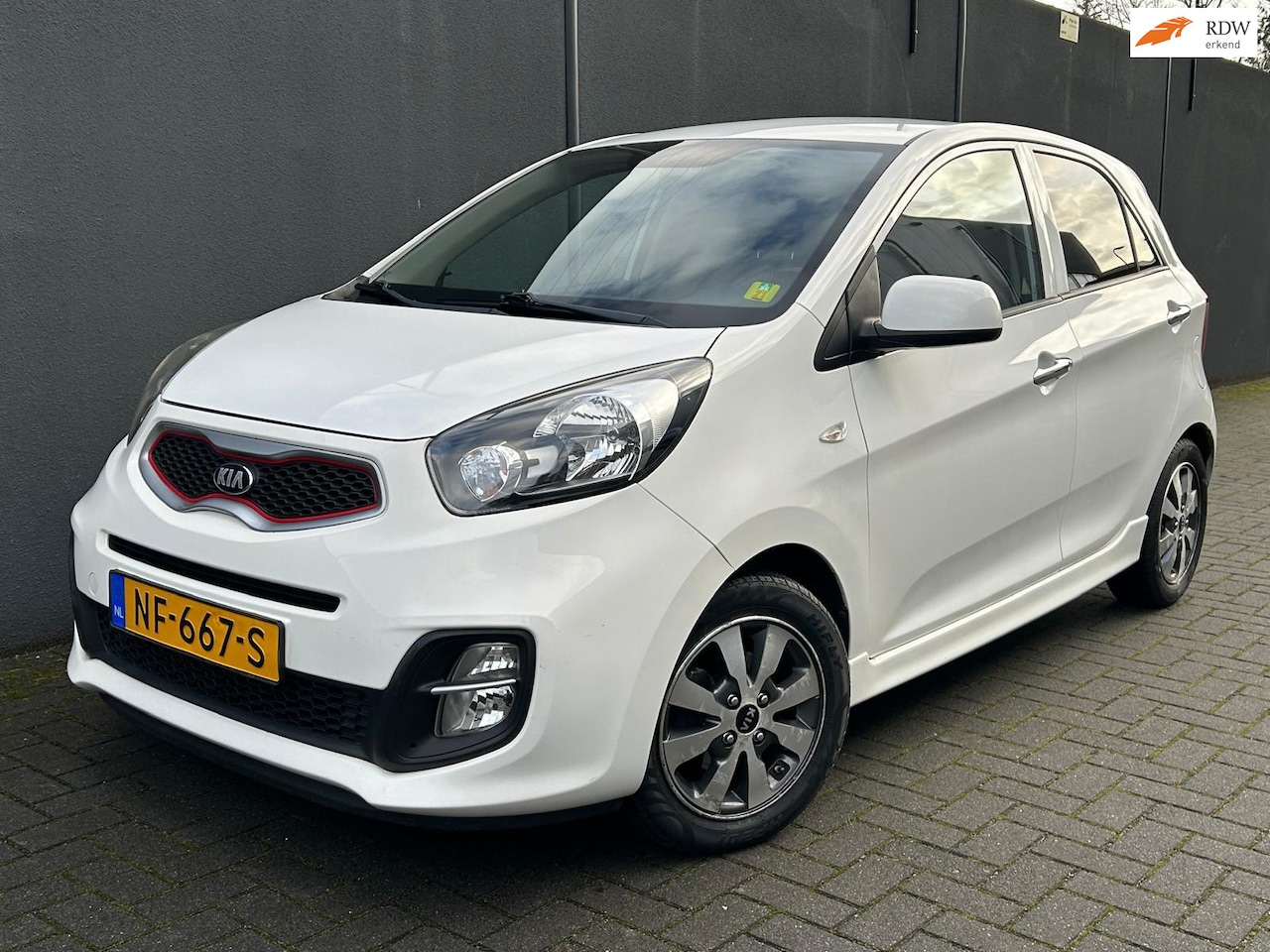 Kia Picanto - 1.0 CVVT ComfortLine / APK / Goed Onderhouden - AutoWereld.nl