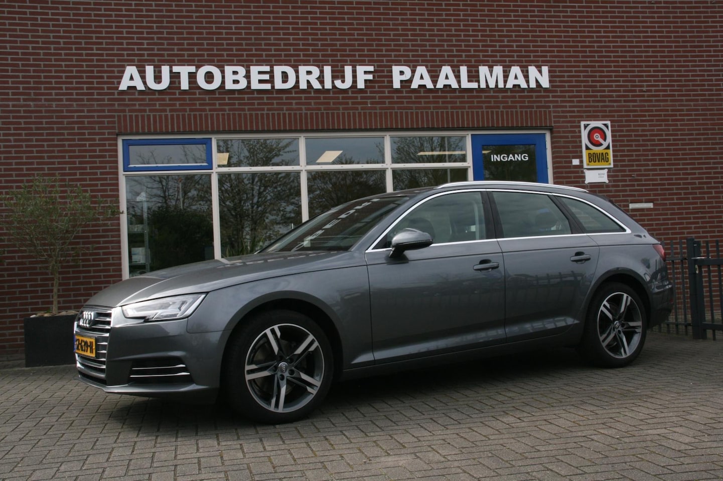 Audi A4 Avant - 1.4 TFSI Sport Lease Edition | automaat | parkeersensoren - AutoWereld.nl