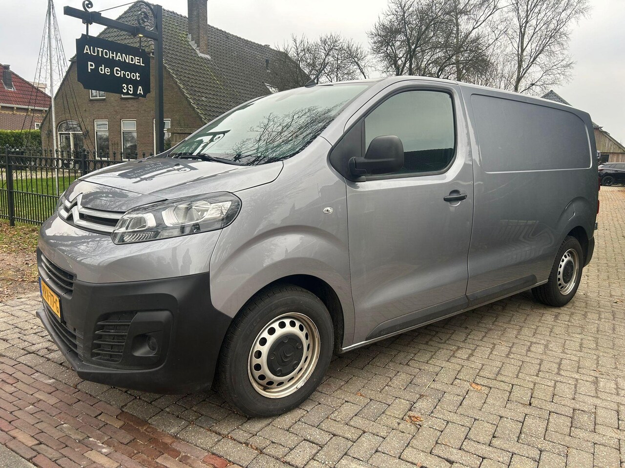 Citroën Jumpy - 1.5 BlueHDI 120 M 3-Zits Club Airco/Navi/Pdc - AutoWereld.nl