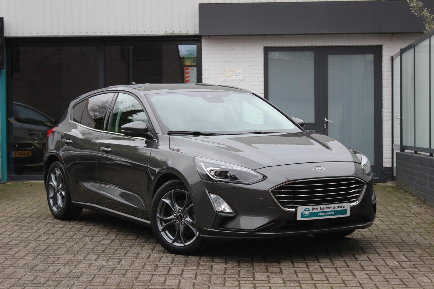 Ford Focus - 1.5 Titanium Business Half Leer, Winter Pack, Audio Pack, Technology Pack, HUD, Bliss, Sup - AutoWereld.nl