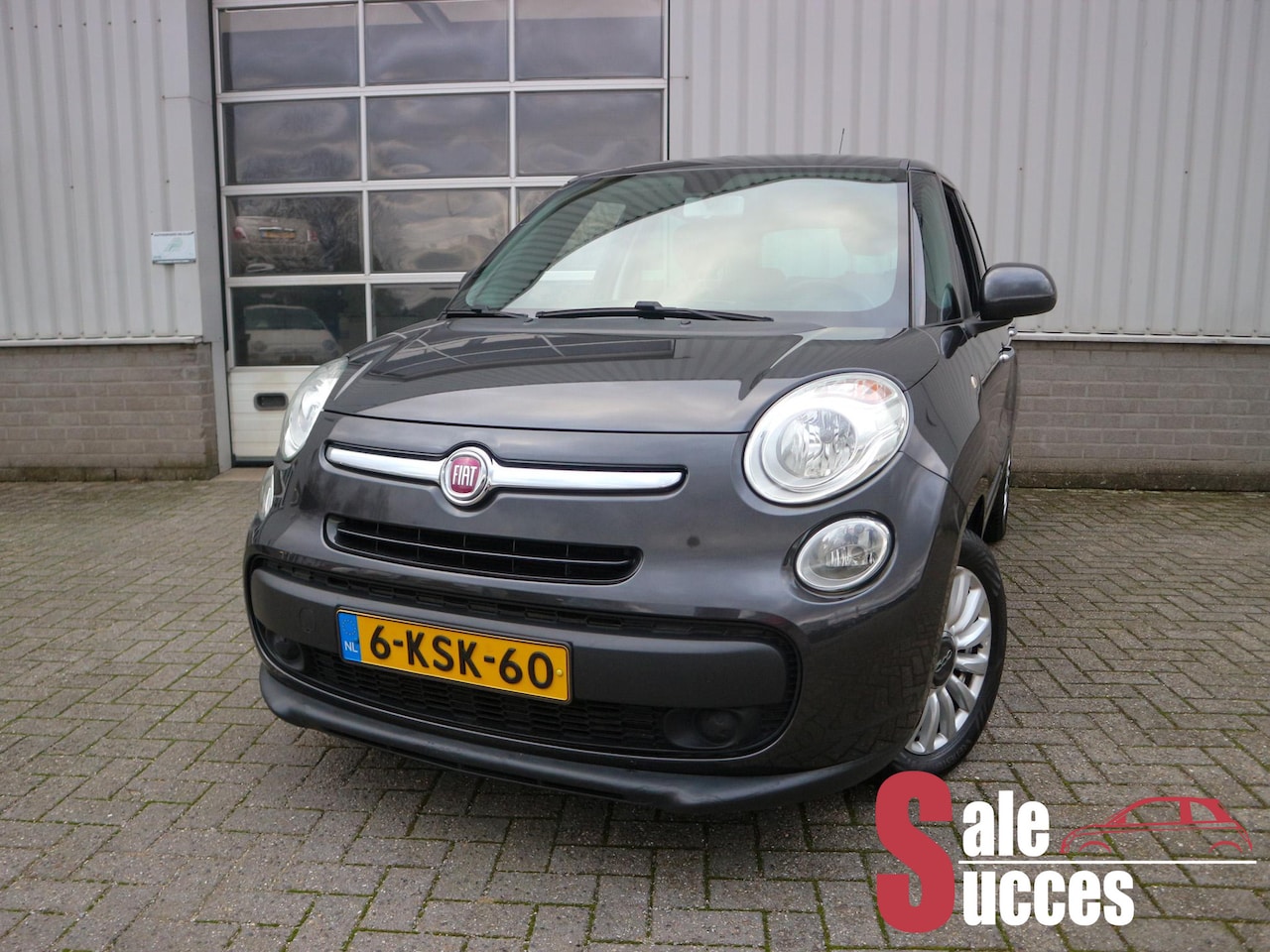 Fiat 500 L - 0.9 TwinAir Easy Eco PDC | Trekhaak - AutoWereld.nl