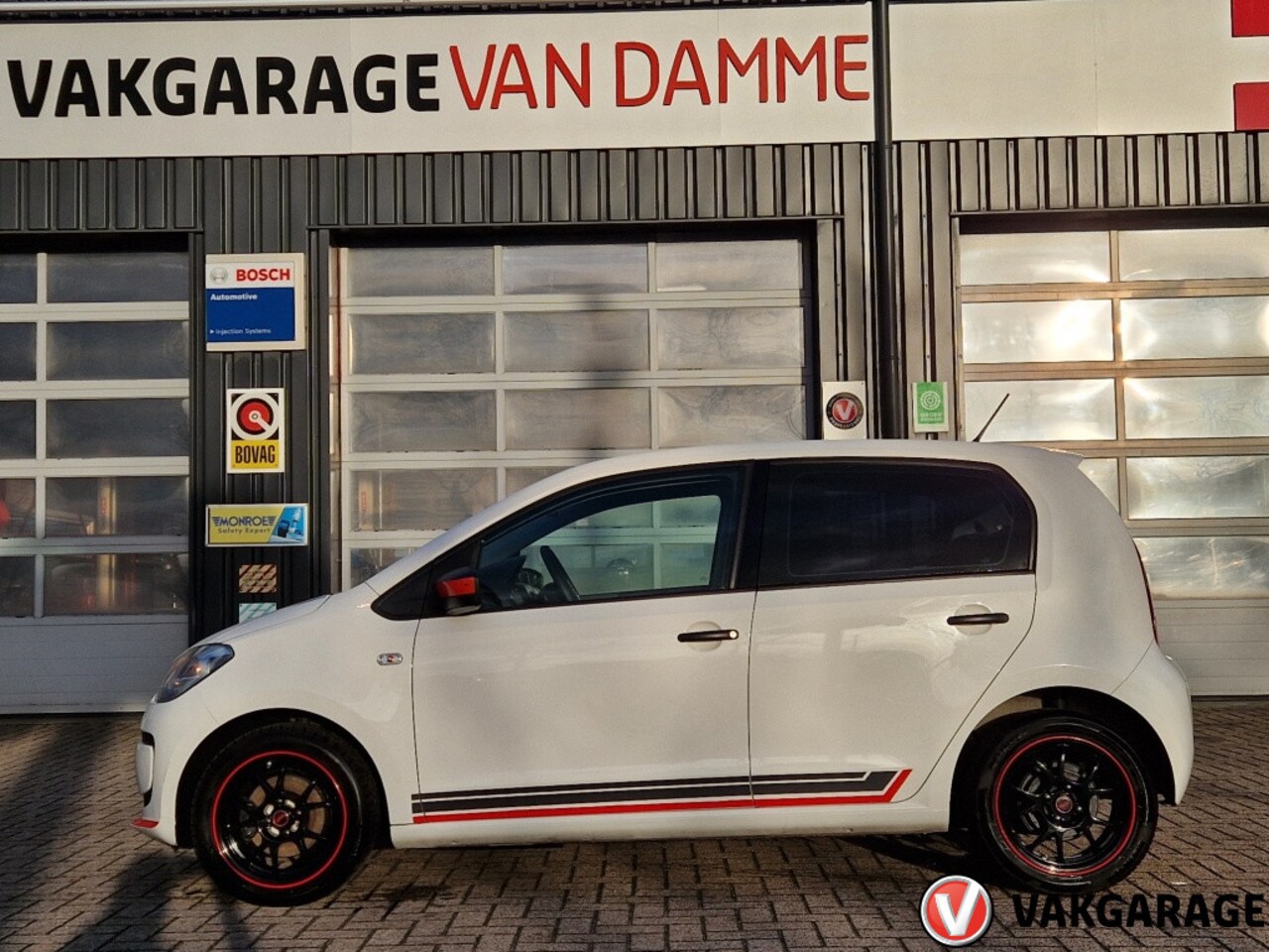 Volkswagen Up! - 1.0 take up! BlueM. - AutoWereld.nl