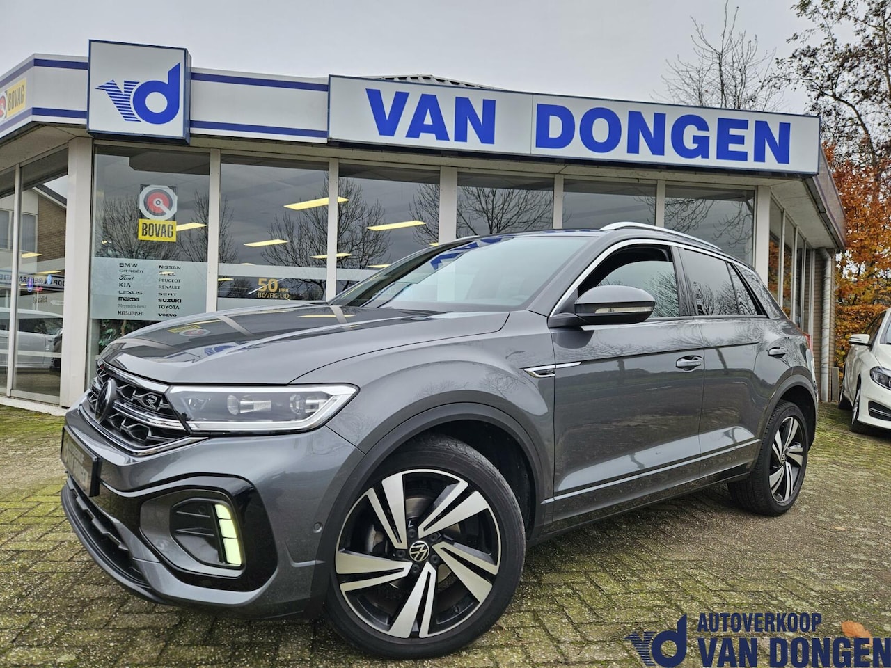 Volkswagen T-Roc - 1.5 TSI R-Line Business | Automaat / DSG | Luxe! | 2023 - AutoWereld.nl