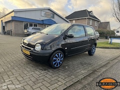 Renault Twingo - 1.2 Emotion Airco elektrische ramen