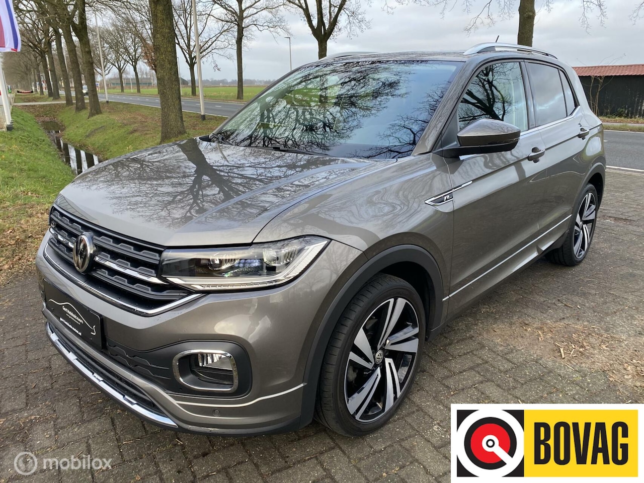 Volkswagen T-Cross - 1.0 TSI I DSG I R-Line I Camera I Navigatie - AutoWereld.nl