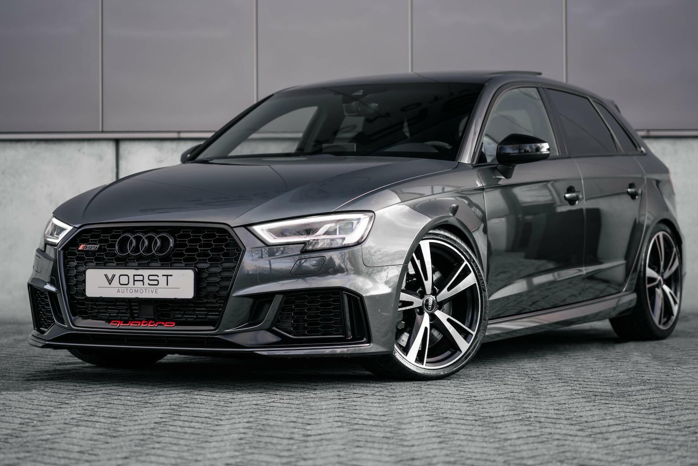 Audi RS3 - 2.5 TFSI Quattro Schaalstoelen Milltek B&O Alarm - AutoWereld.nl