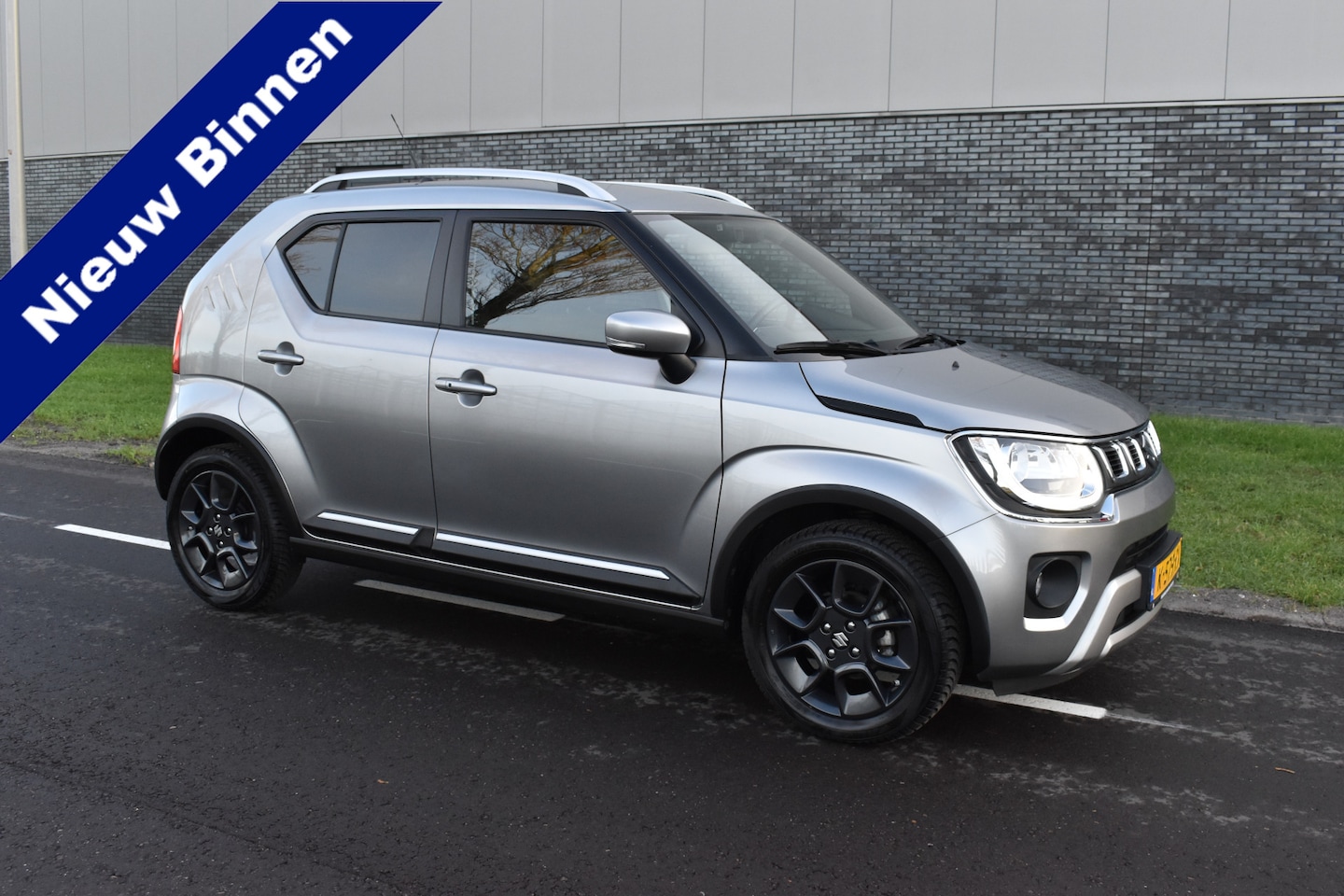 Suzuki Ignis - 1.2 Smart Hybrid Style Camera Stoelverwarming Navigatie Automaat 1e eigenaar Nederlandse a - AutoWereld.nl