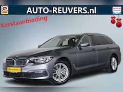 BMW 5-serie Touring - 520i Business Edition Cruise / Navi / Carplay / Camera