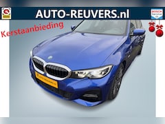 BMW 3-serie - 320e High Executive / LED / Leder / Navi / CarPlay