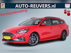 Ford Focus Wagon - 2.3 EcoBoost ST-3 / Navi / LED / Trekhaak / Carplay / Adaptieve cruise