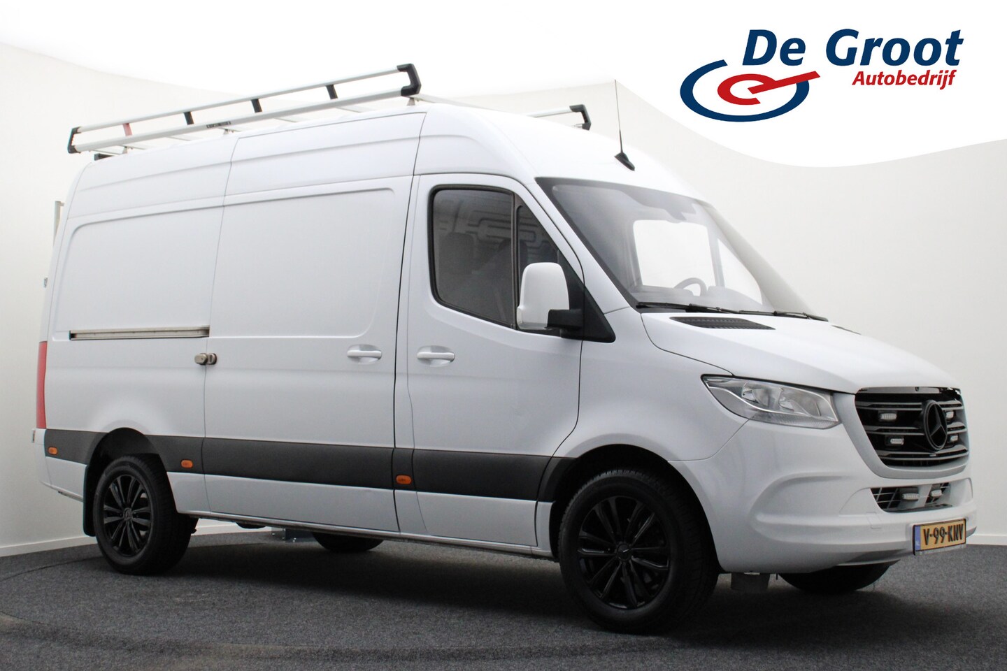 Mercedes-Benz Sprinter - 314 2.2 CDI L2H2 Automaat 3-Zits, Imperiaal, Camera, Airco, Apple CarPlay, Trekhaak 3500 K - AutoWereld.nl