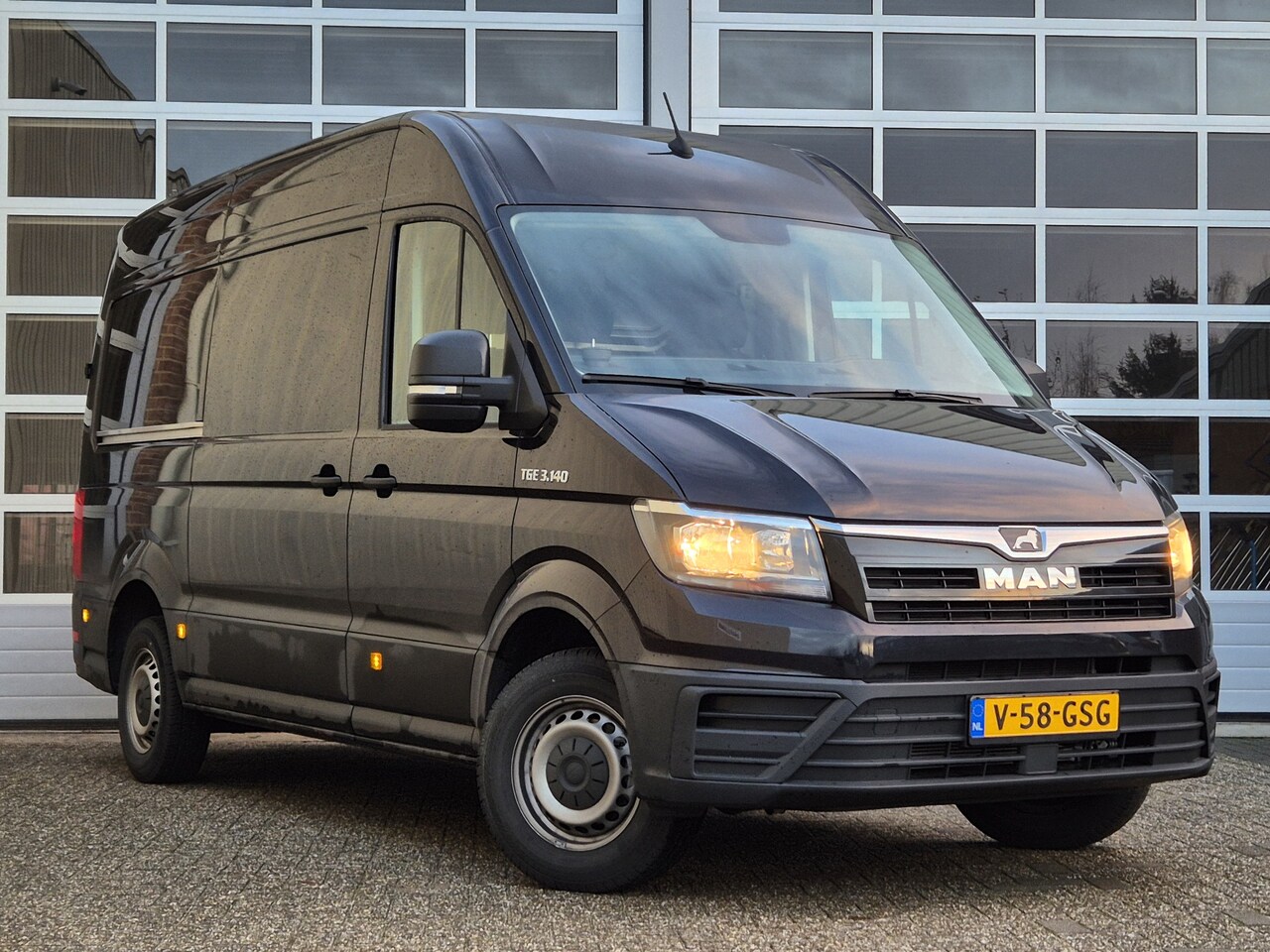 MAN TGE - EURO 6 | 3.140 L3H3 | CRUISE | SMARTLINK | AIRCO | - AutoWereld.nl