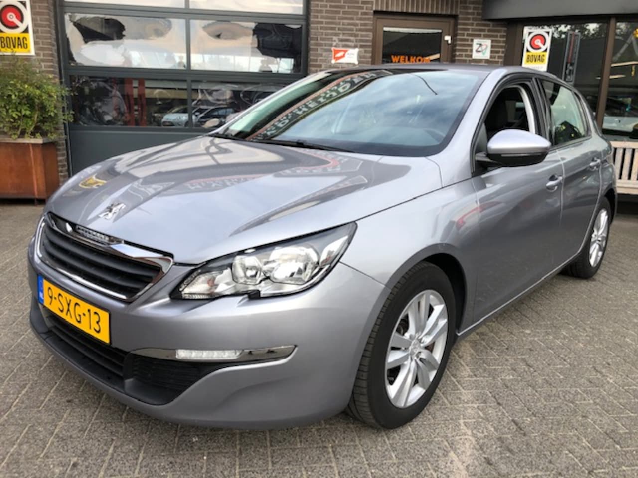 Peugeot 308 - 1.2 PureTech Active 1.2 PureTech Active - AutoWereld.nl