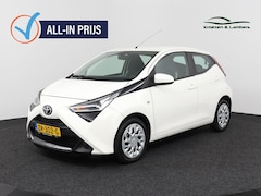 Toyota Aygo - 1.0 VVT-i x-play - Achteruitrijcamera - Navi