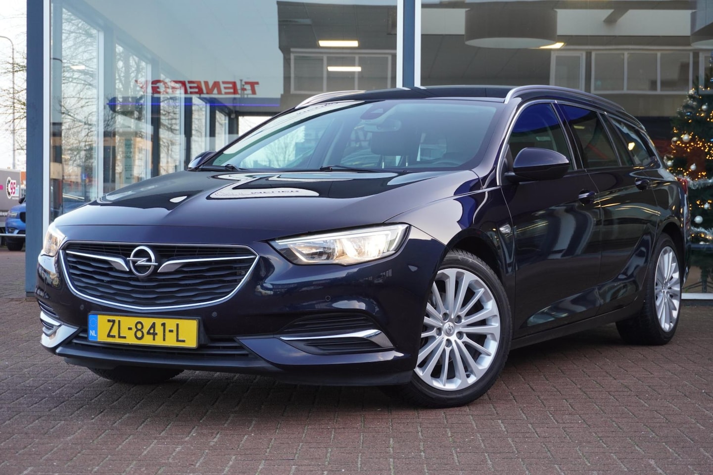 Opel Insignia Sports Tourer - 1.5 Turbo Business Executive | Airco | Elek. pakket | Vol opties | Dealerauto | Trekhaak | - AutoWereld.nl