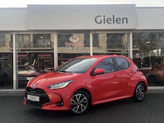 Toyota Yaris - 1.5 Hybrid Executive | Dodehoekherkenning, Parkeersensoren, Stoelverwarming, Head up displ