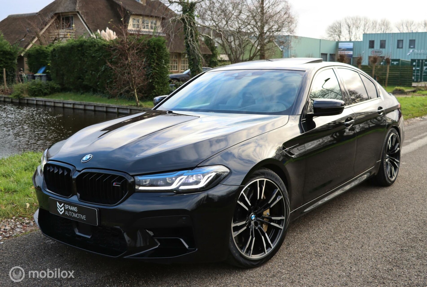 BMW M5 - 5-serie Competition / Pano / Laser / Keramisch / 625 - AutoWereld.nl