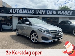 Mercedes-Benz B-klasse - 180 Ambition Navi Airco Cruise Ctr Pdc Stoelverw Trekh Lmv Elek Pakket