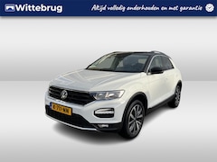 Volkswagen T-Roc - 1.0 TSI Style / CAMERA/ PARK. SENSOREN/ DIGITAL DASHBOARD/ ADAPT. CRUISE/ APP CONNECT/ NAV