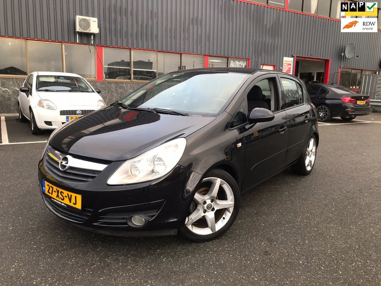 Opel Corsa - 1.4-16V Business Sport / NAP / AIRCO / SP VLG / - AutoWereld.nl