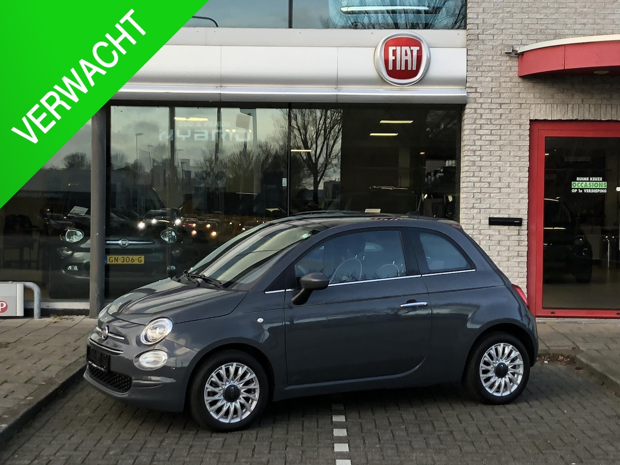 Fiat 500 - 1.2 Lounge Dualogic AUTOMAAT|SCHUIFDAK|AIRCO|APPLE/ANDROID|PDC|15" - AutoWereld.nl