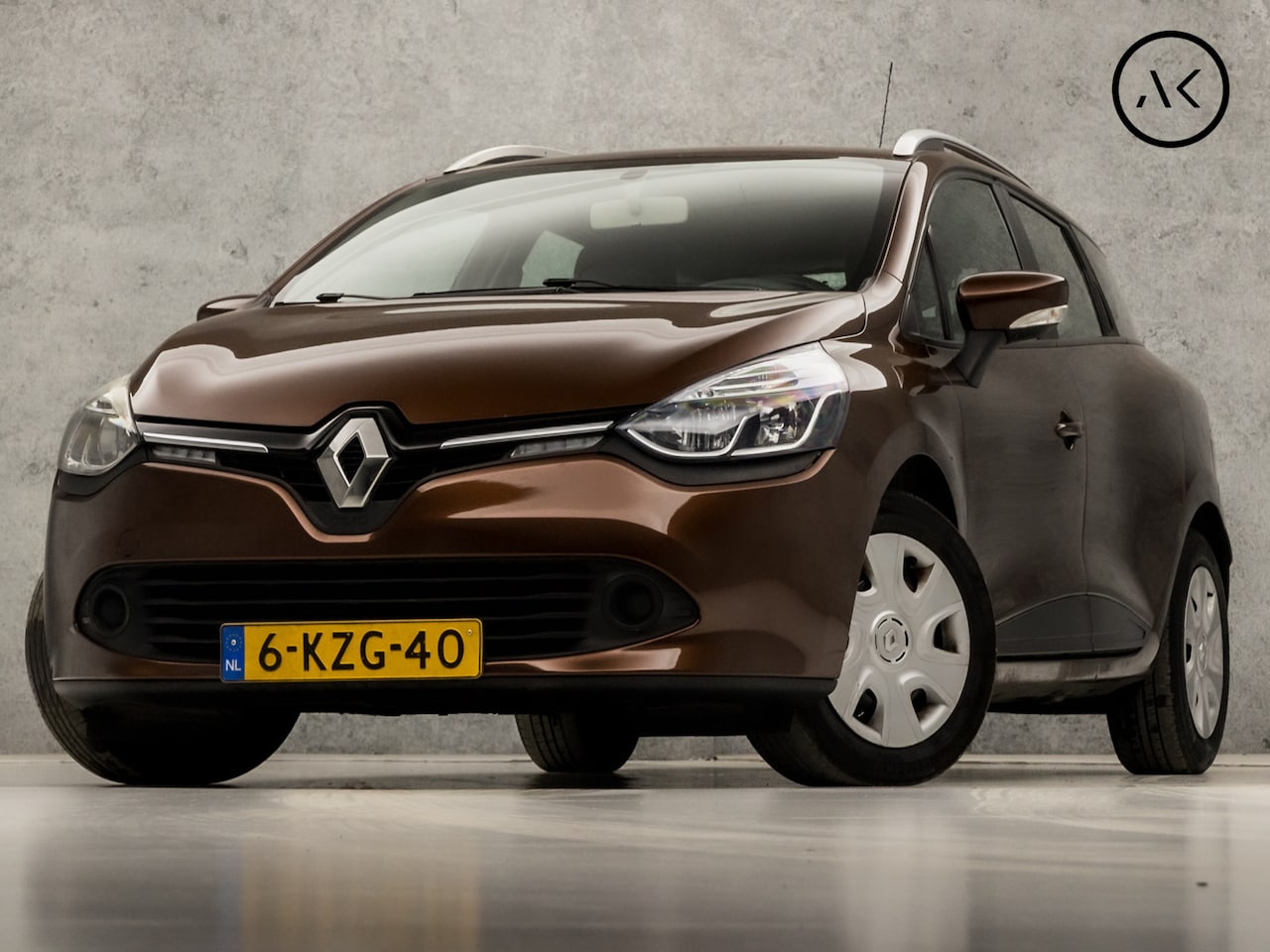 Renault Clio Estate - 1.5 dCi Design (NAVIGATIE, AIRCO, CRUISE, SPORTSTOELEN, ELEKT PAKKET, NIEUWE APK, NIEUWSTA - AutoWereld.nl