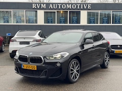 BMW X2 - SDrive20i M SPORT VAN: 31.900, - VOOR 28.877, - EINDEJAARSVOORDEEL: 3.023, - | PANO DAK |