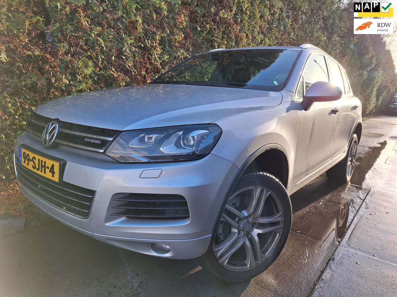 Volkswagen Touareg - 3.0 TSI Hybrid Highline 3.0 TSI Hybrid Highline - AutoWereld.nl