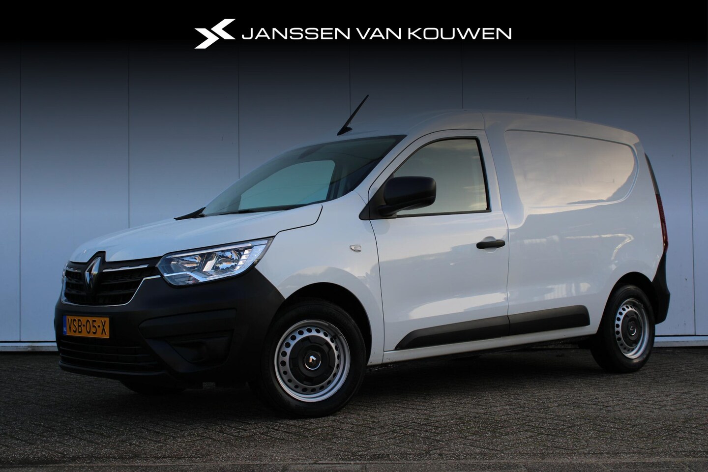 Renault Express - 1.5 dCi 75 pk Comfort Airco / Trekhaak / Schuifdeur / Cruise Control - AutoWereld.nl