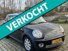 MINI Cooper - 1.6 Business Line airco panorama dak elektrische ramen