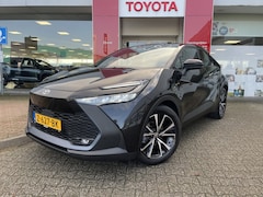 Toyota C-HR - 1.8 Hybrid 140 Dynamic | Orig. NL | Sensoren v/a | Keyless Entry