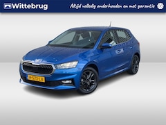 Skoda Fabia - 1.0 TSI Business Edition / Parkeersensoren Achter / Stoelverwarming / LED / App-Connect /