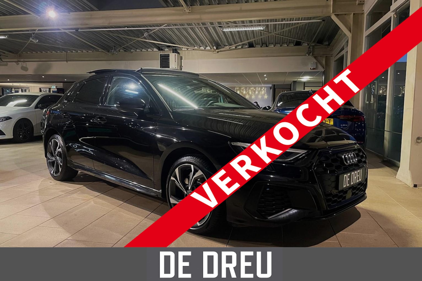 Audi A3 Sportback - 45 TFSIe 245pk S edition Competition | PANORAMA | KEYLESS | CAMERA | STOELVERW - AutoWereld.nl