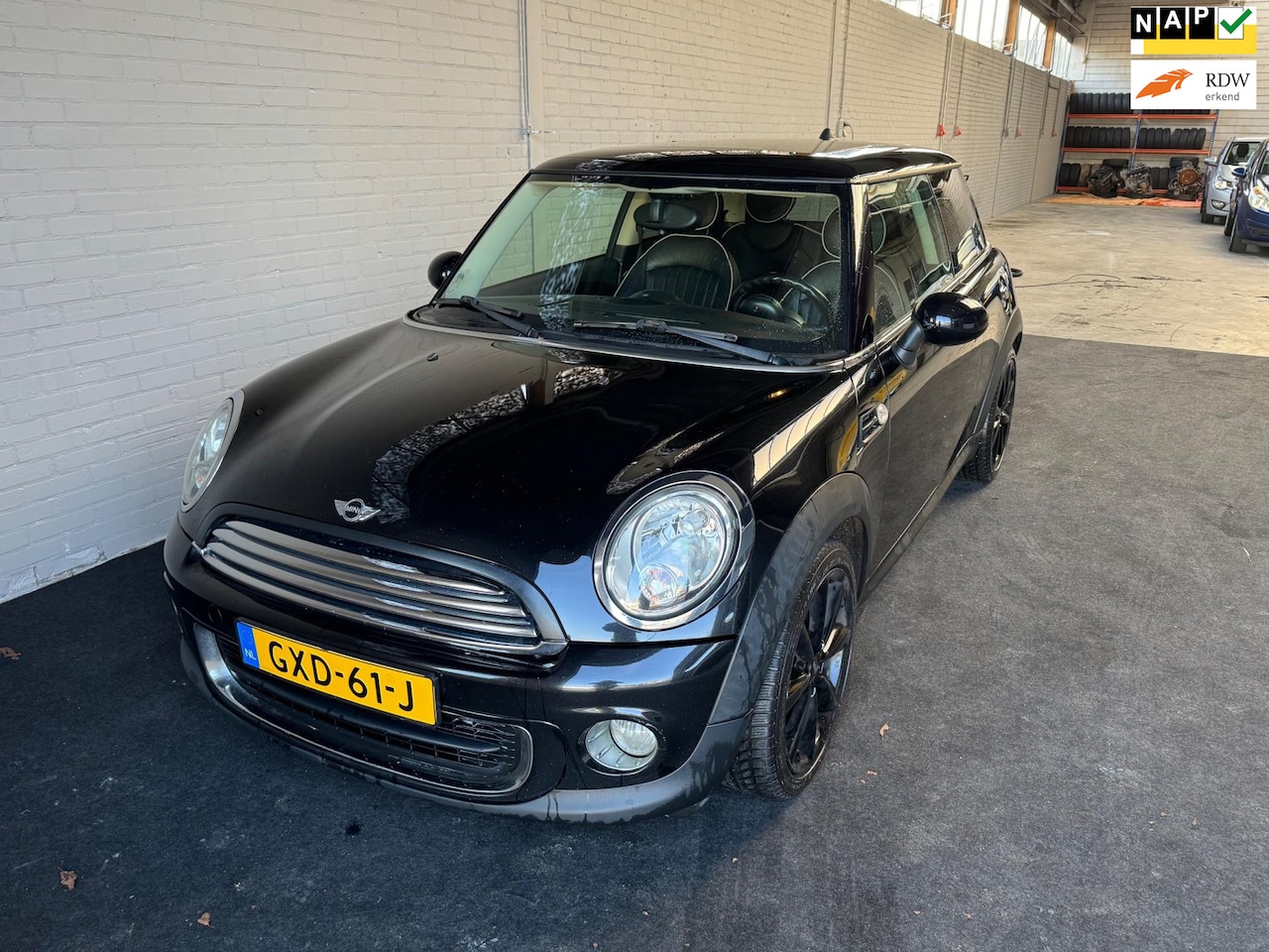 MINI One - MINI 1.6 |JAAR APK|PANO DAK| - AutoWereld.nl