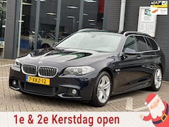 BMW 5-serie Touring - 520i Executive/M-PAKKET/NAVI/XENON/NL-AUTO NAP