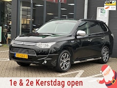 Mitsubishi Outlander - 2.0 PHEV Executive Edition/PANO-DAK/LEDER/CAMERA/NL-AUTO NAP