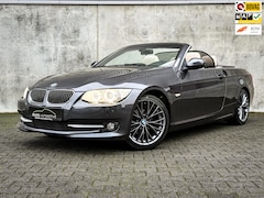 BMW 3-serie Cabrio - 320i High Executive | Org. NL | Clima | Cruise | Navi | Leder | Xenon | Metalic | PDC |