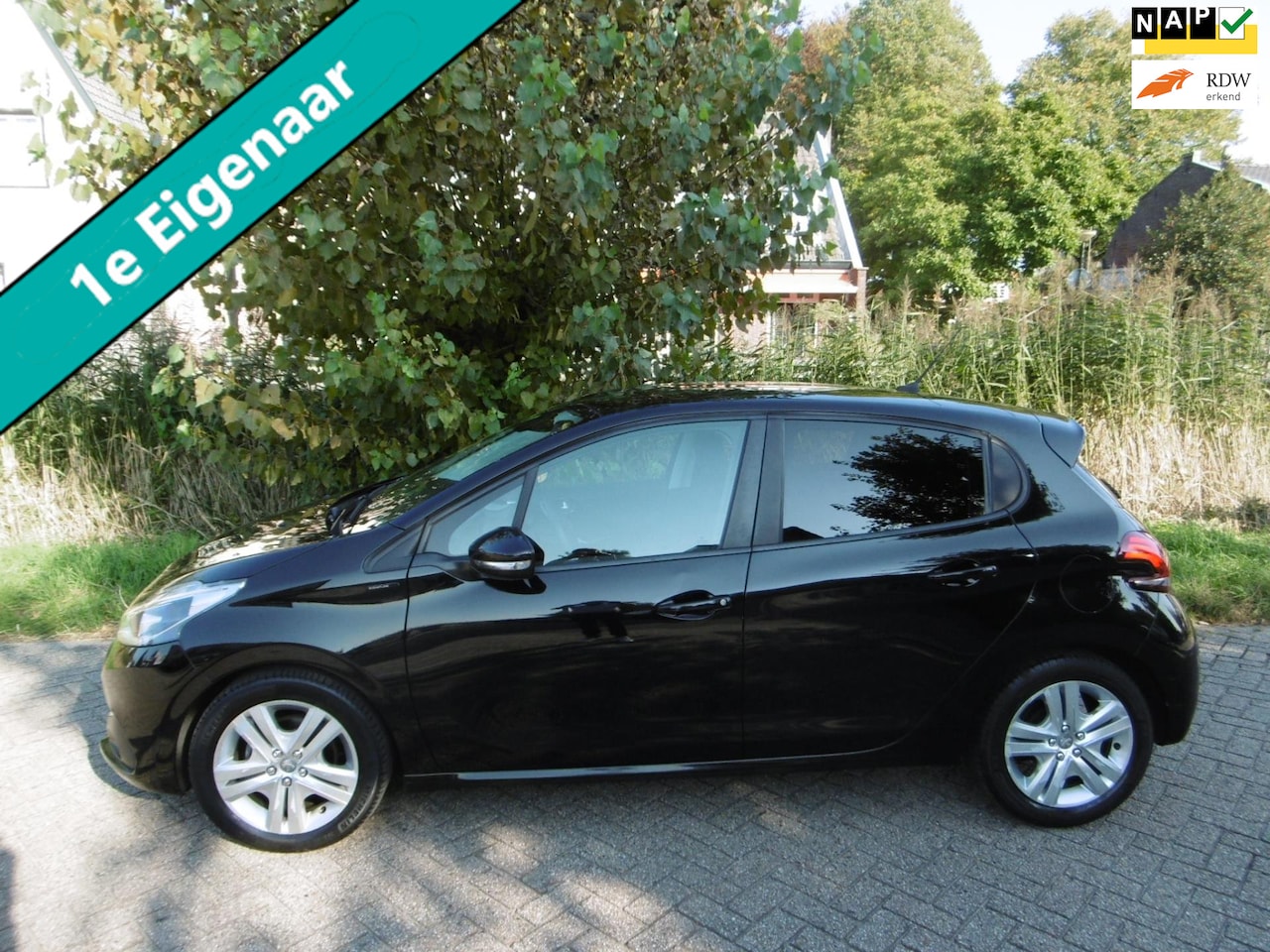 Peugeot 208 - 1.2 PureTech Signature Airco Navi Cruise 1e eig Zuinig A-Label - AutoWereld.nl