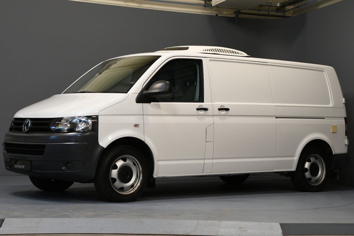 Volkswagen Transporter - 2.0 L2H1 AIRCO | BPM VRIJ | KOELWAGEN - AutoWereld.nl